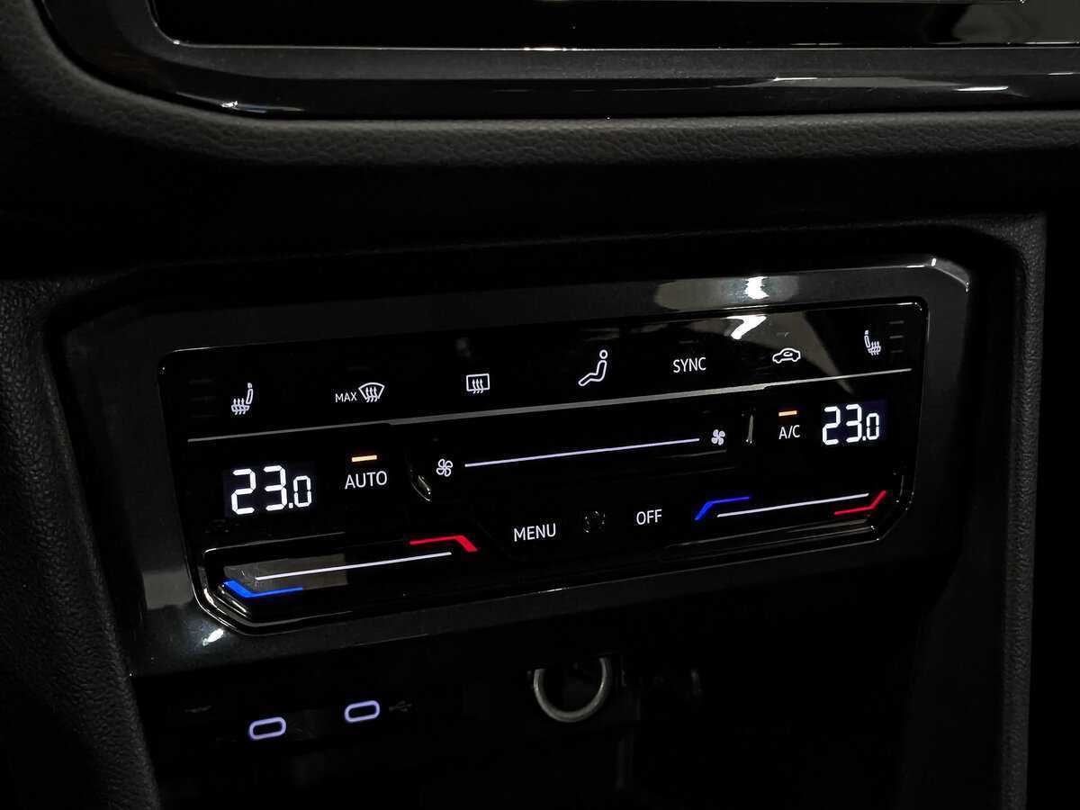 Купить Volkswagen Tiguan, 2021, 142 432 км, фото №21