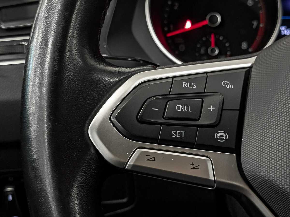Купить Volkswagen Tiguan, 2021, 142 432 км, фото №26