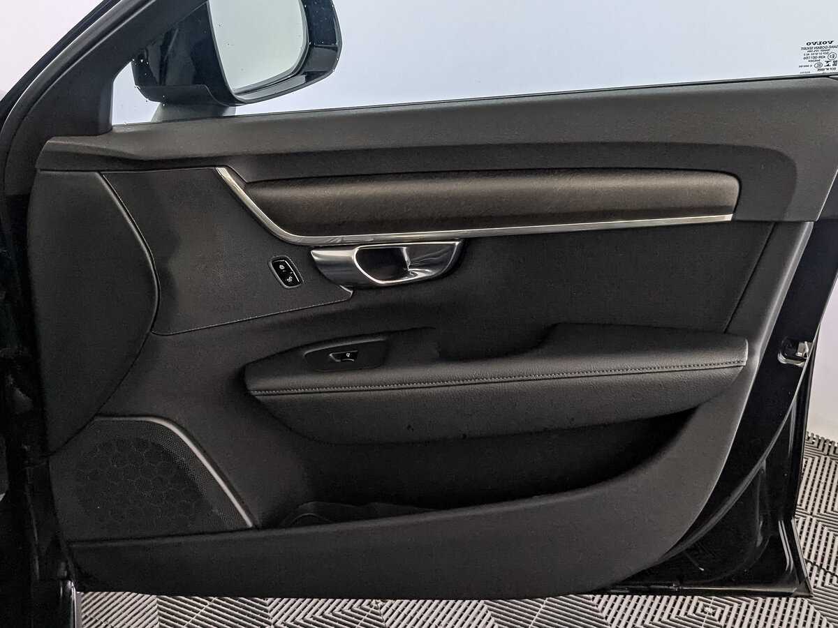 Купить Volvo V90 Cross Country, 2019, 48 092 км, фото №22
