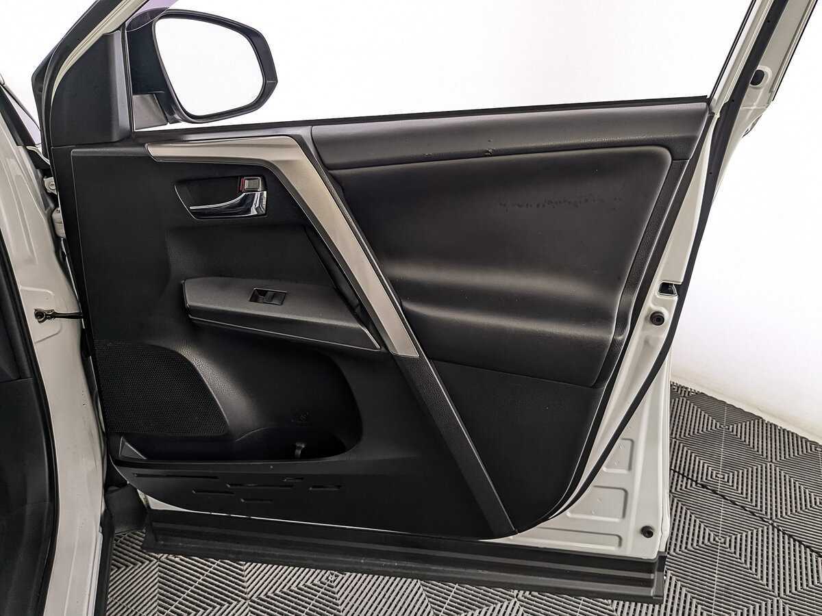 Купить Toyota RAV4, 2018, 205 233 км, фото №23