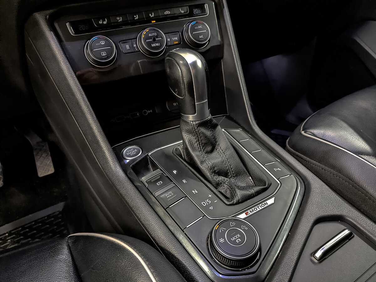 Купить Volkswagen Tiguan, 2018, 201 857 км, фото №25