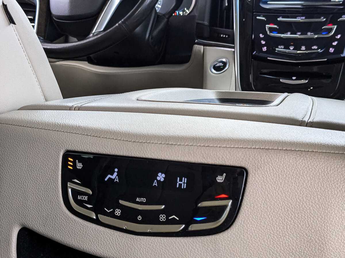 Купить Cadillac Escalade, 2018, 122 671 км, фото №30