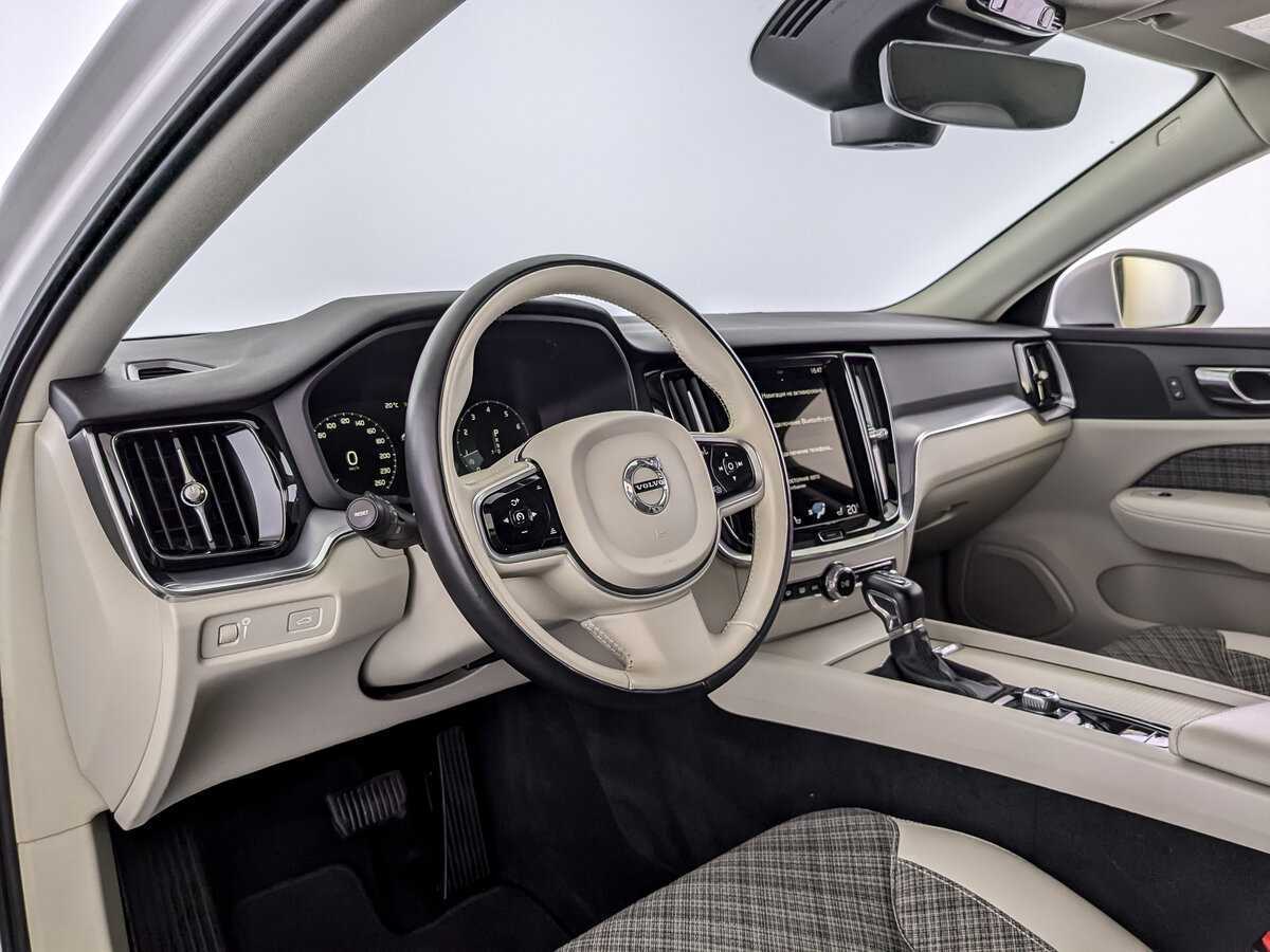 Купить Volvo V60 Cross Country, 2021, 49 372 км, фото №16