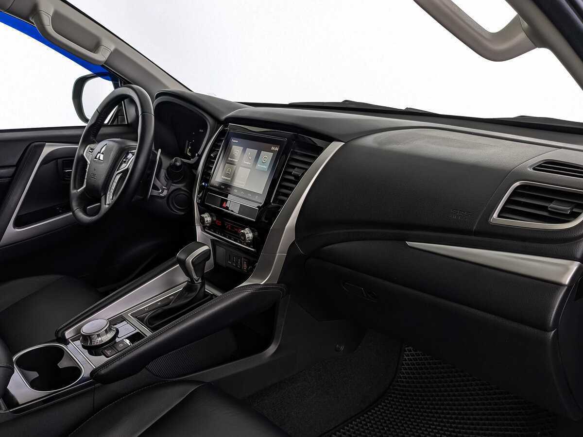 Купить Mitsubishi Montero Sport, 2023, 48 889 км, фото №11