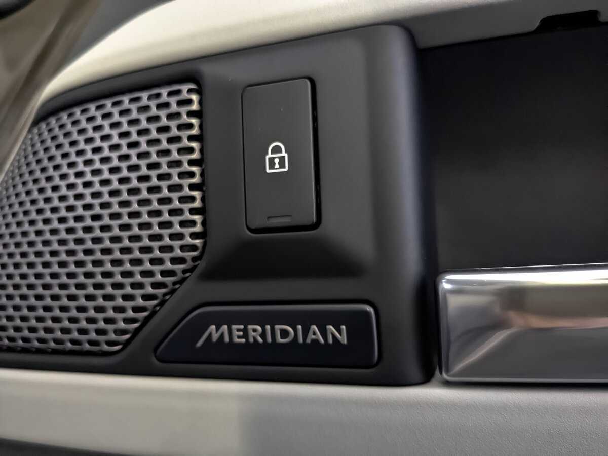 Купить Land Rover Defender 110, 2021, 51 833 км, фото №29