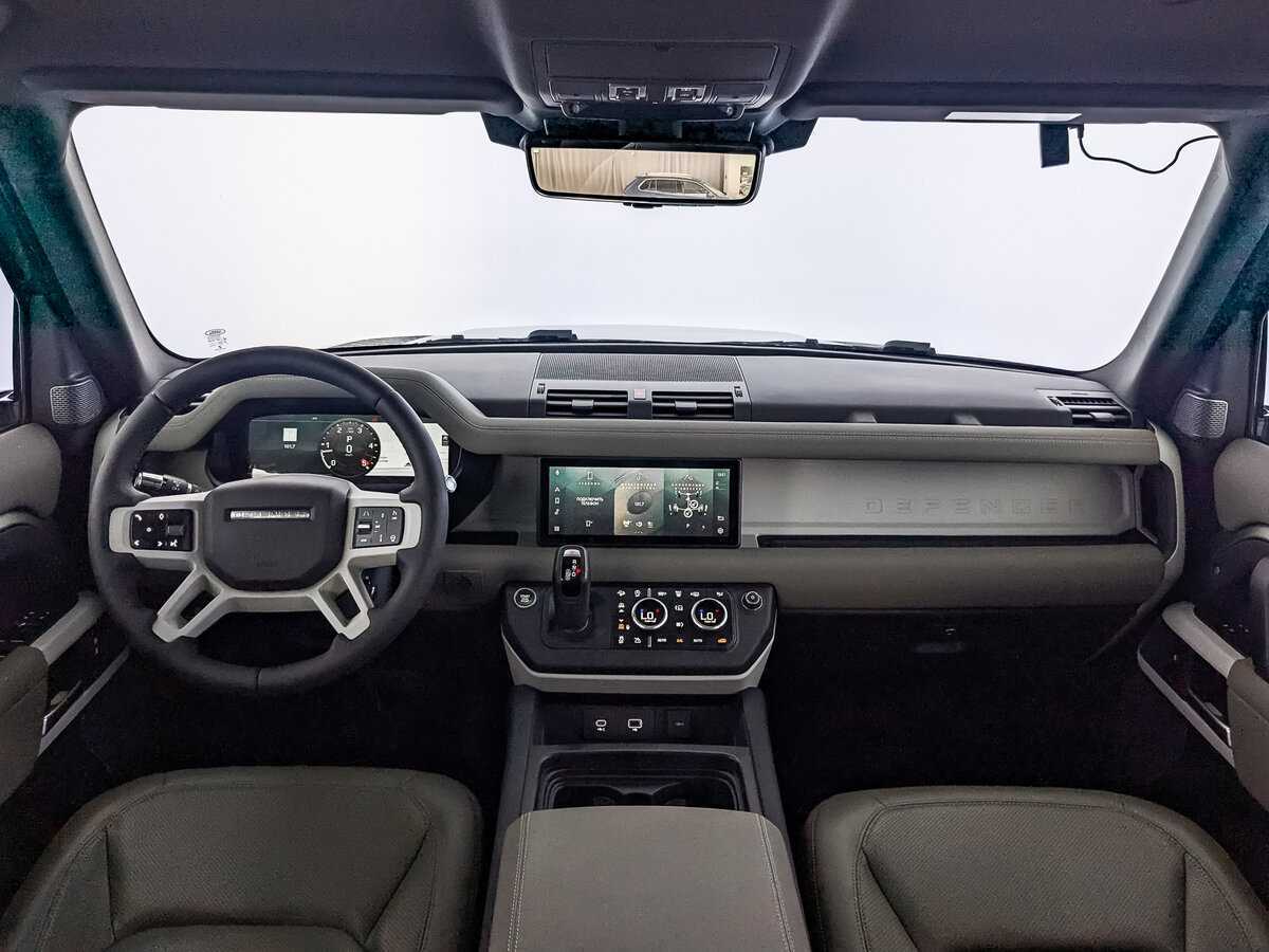 Купить Land Rover Defender 110, 2021, 61 005 км, фото №14
