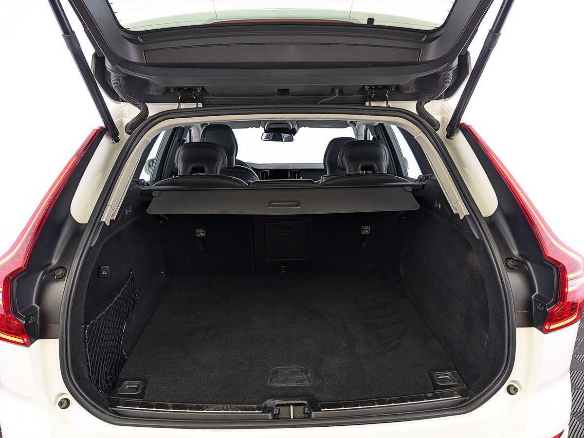 Купить Volvo XC60, 2019, 49 120 км, фото №10