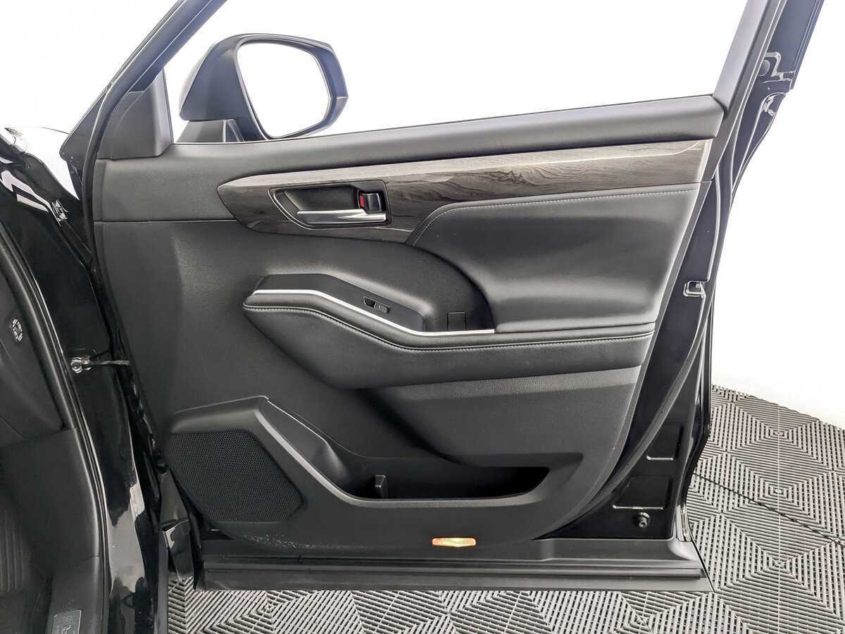 Купить Toyota Highlander, 2021, 97 000 км, фото №25