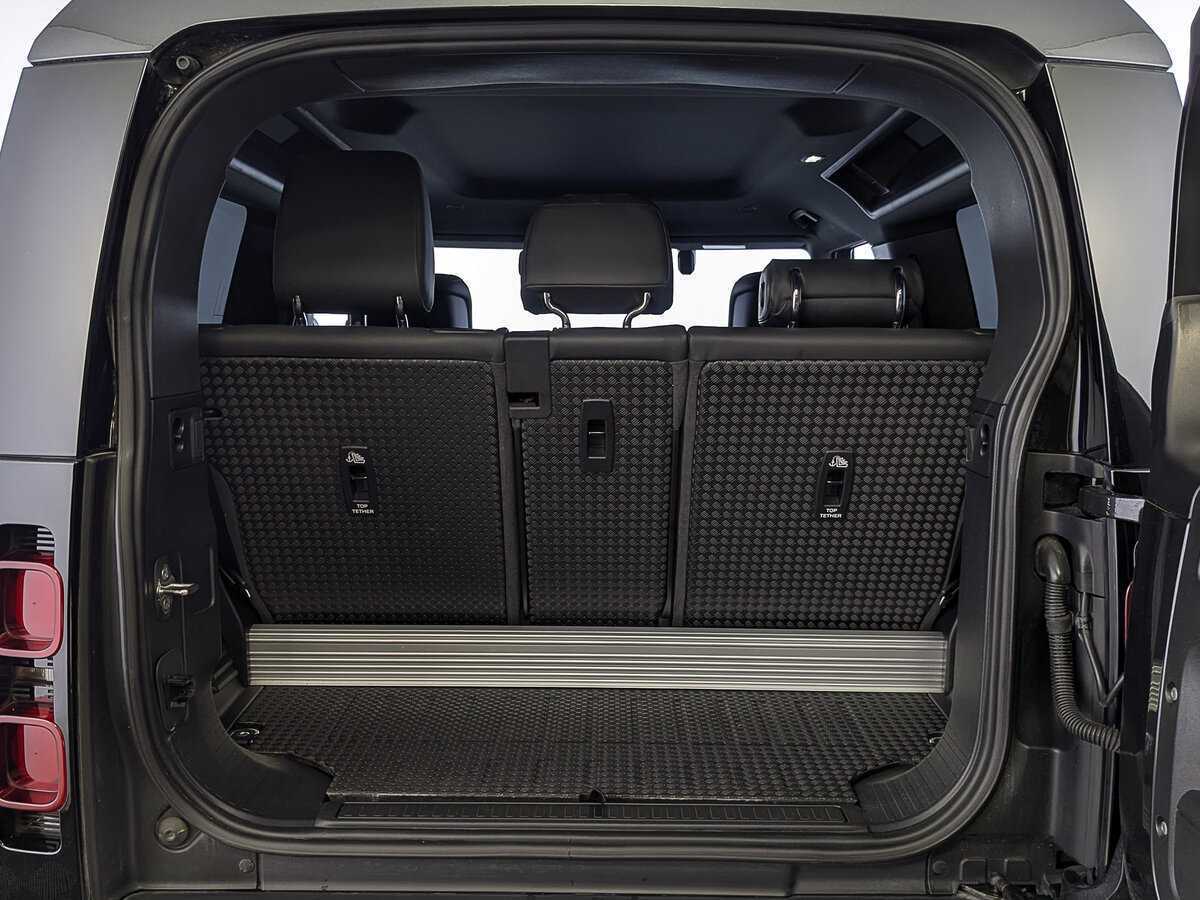 Купить Land Rover Defender 90, 2021, 52 800 км, фото №10