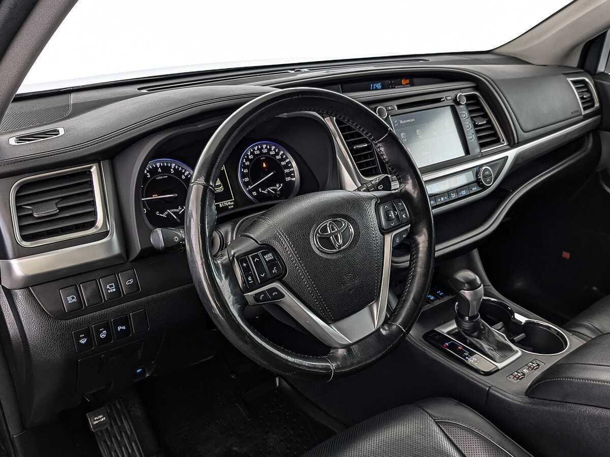 Купить Toyota Highlander, 2018, 81 700 км, фото №12
