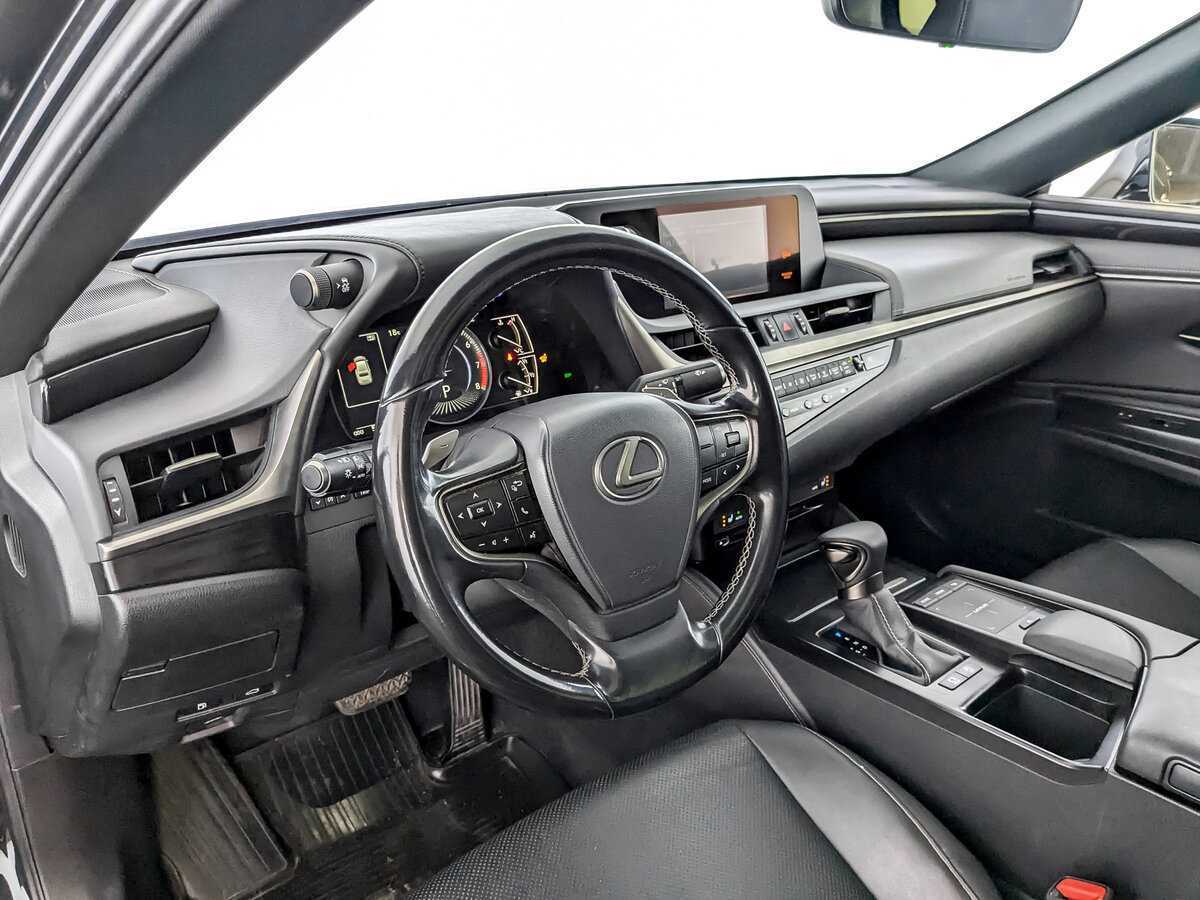 Купить Lexus ES 250, 2021, 52 110 км, фото №16