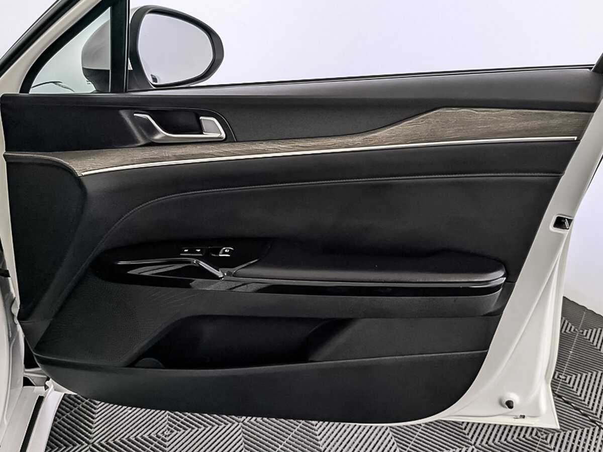 Купить Kia K5, 2020, 130 897 км, фото №20