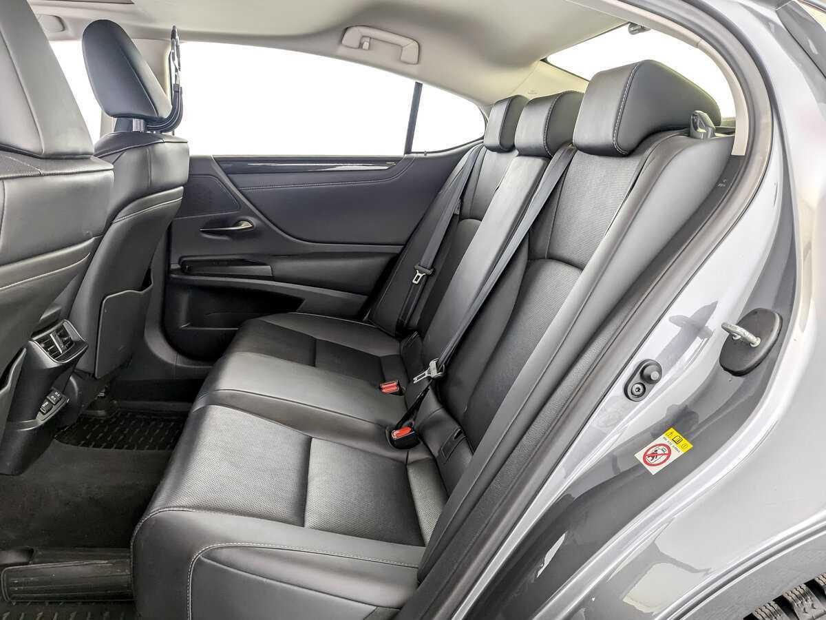Купить Lexus ES 200, 2019, 77 254 км, фото №12