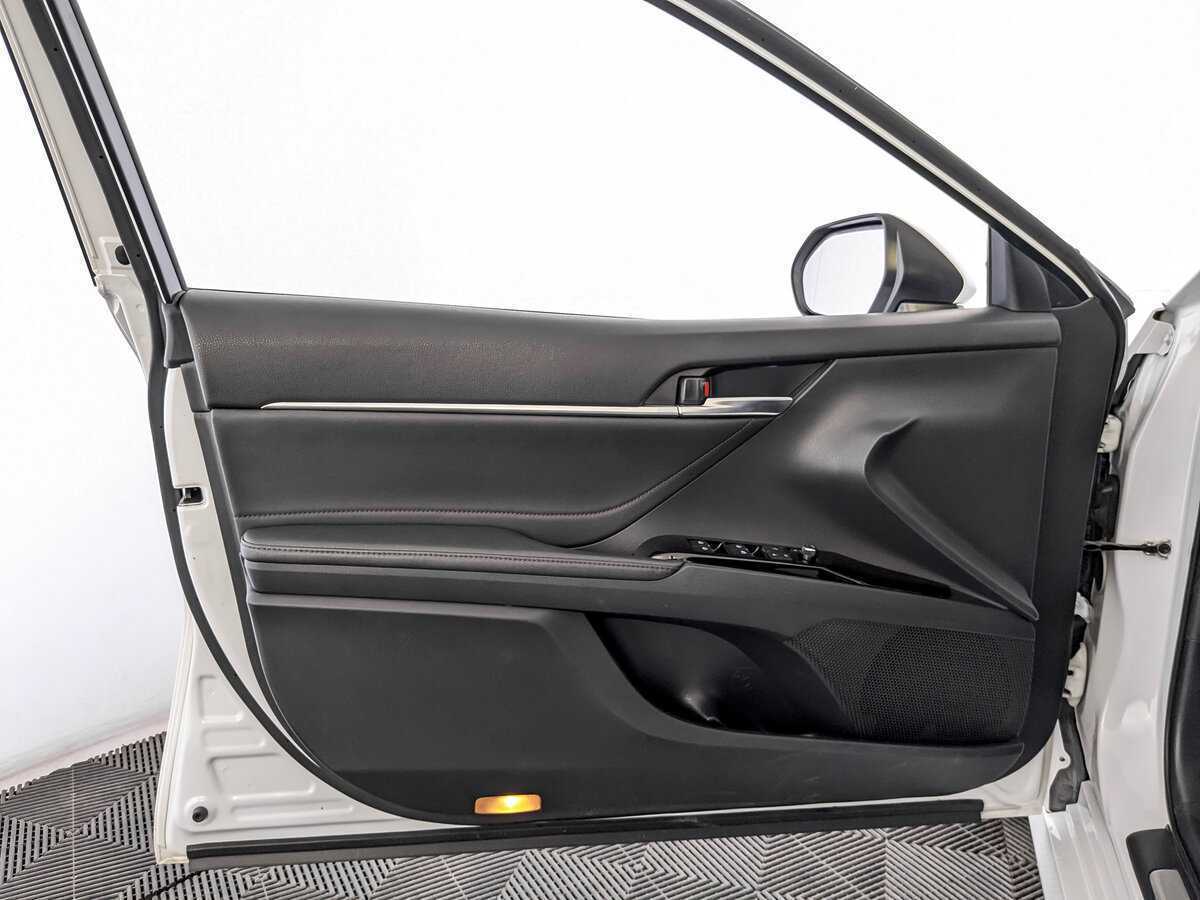 Купить Toyota Camry, 2019, 91 876 км, фото №19