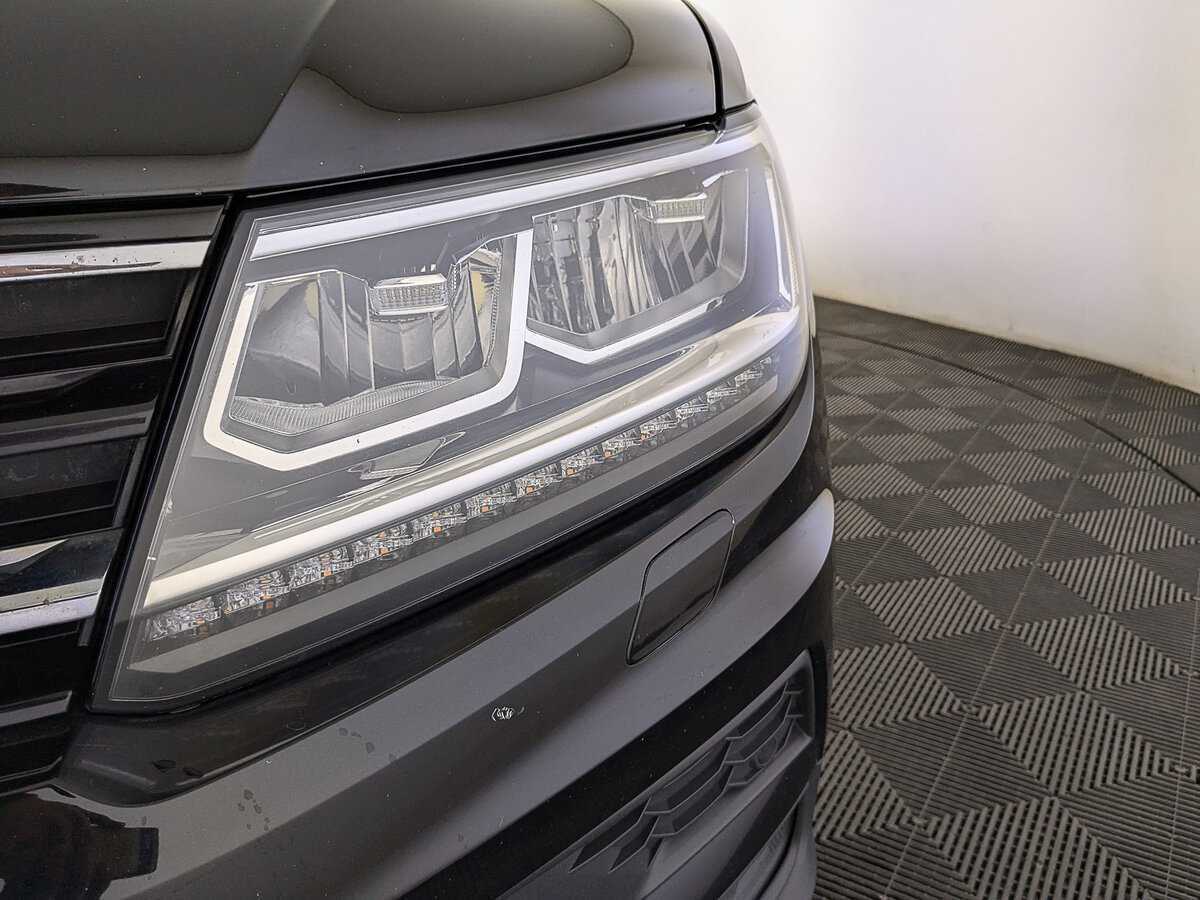 Купить Volkswagen Tiguan, 2018, 126 848 км, фото №11