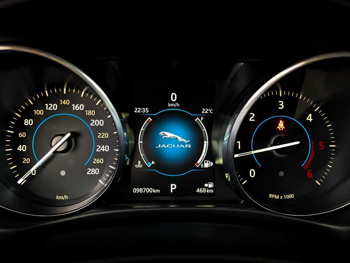 Купить Jaguar XE, 2017, 98 697 км, фото №13