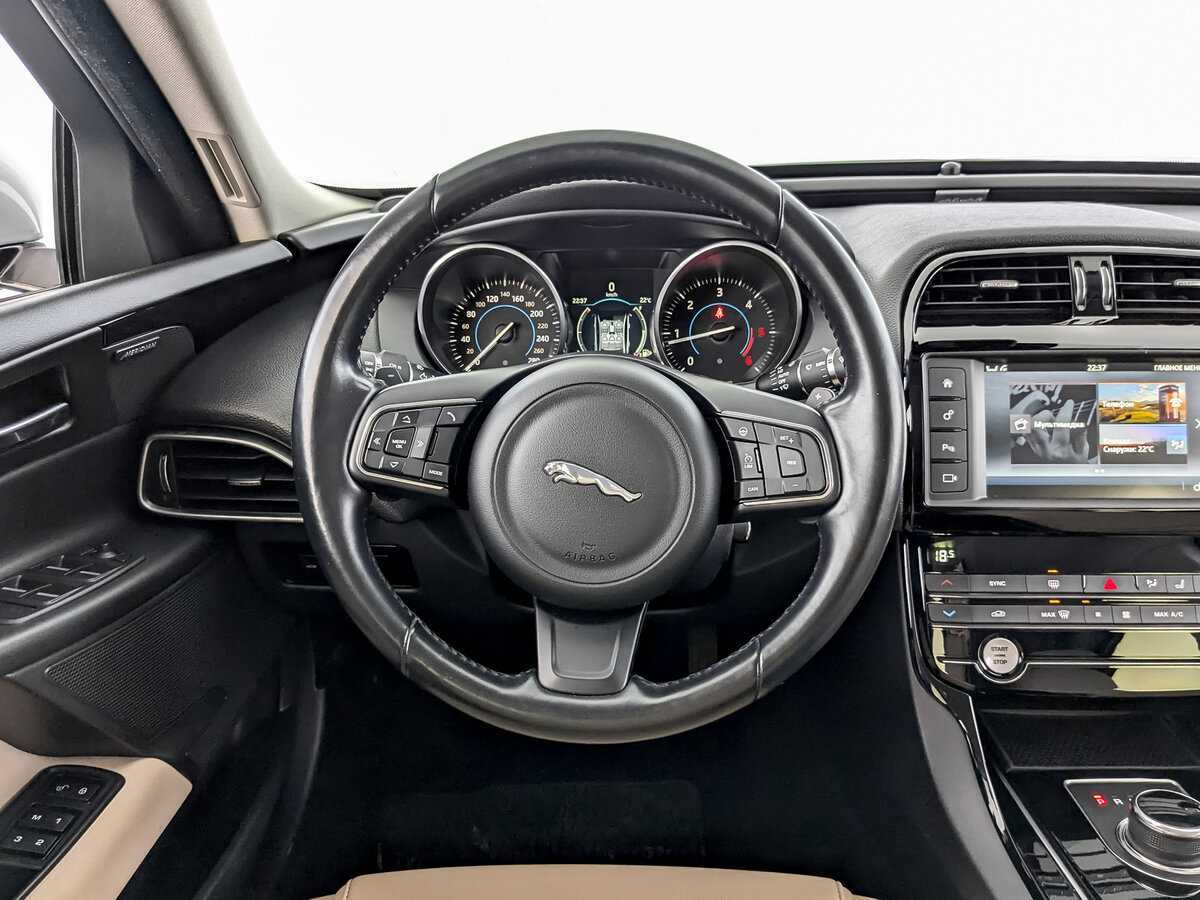 Купить Jaguar XE, 2017, 98 697 км, фото №22
