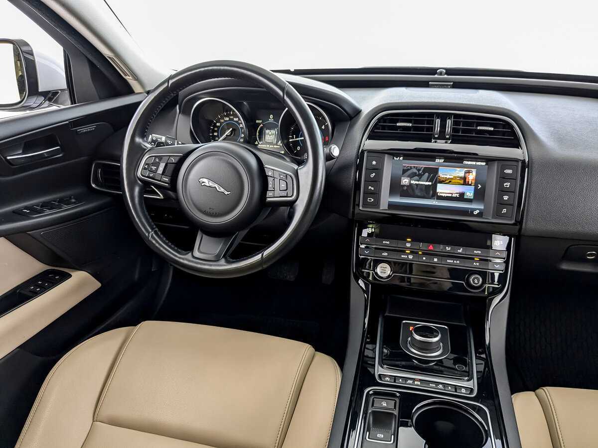 Купить Jaguar XE, 2017, 98 697 км, фото №30