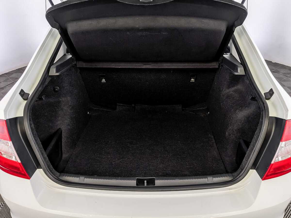 Купить Skoda Rapid, 2017, 110 902 км, фото №10