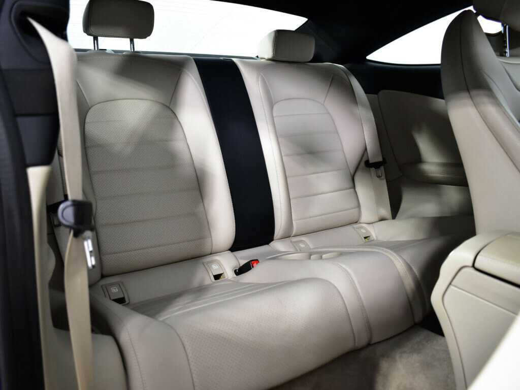 Купить Mercedes-Benz C-Класс 180, 2019, 74 483 км, фото №10