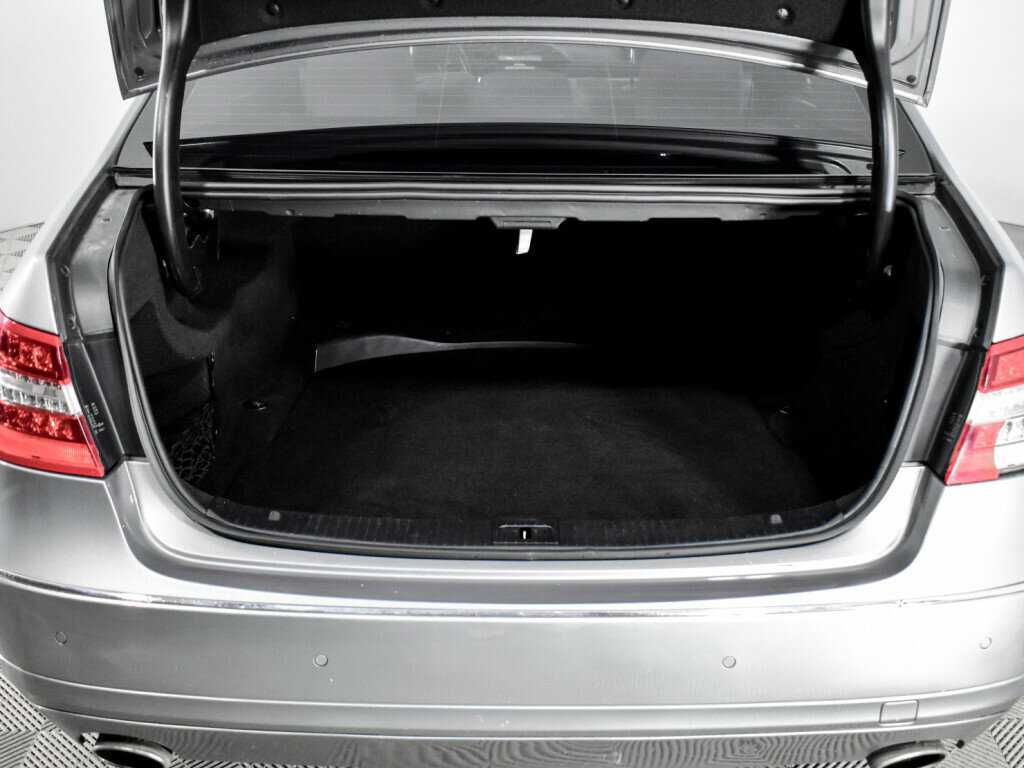 Купить Mercedes-Benz E-Класс 350, 2010, 271 240 км, фото №16