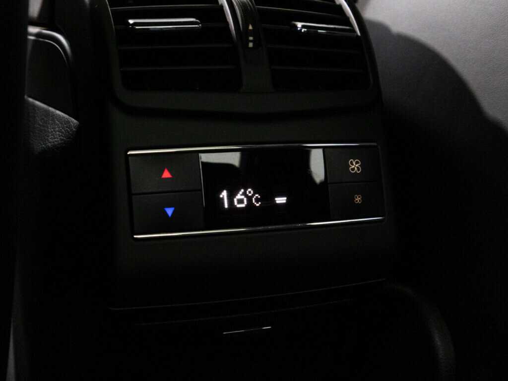 Купить Mercedes-Benz E-Класс AMG 63 AMG, 2014, 139 200 км, фото №27