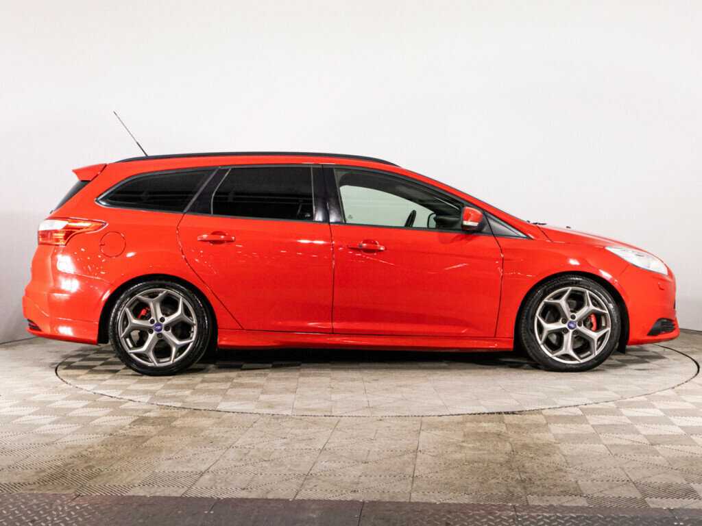 Купить Ford Focus ST, 2012, 167 938 км, фото №4