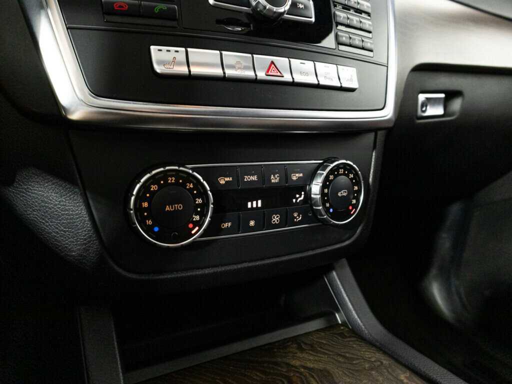 Купить Mercedes-Benz GL-Класс 350 CDI BlueTEC, 2015, 119 996 км, фото №21