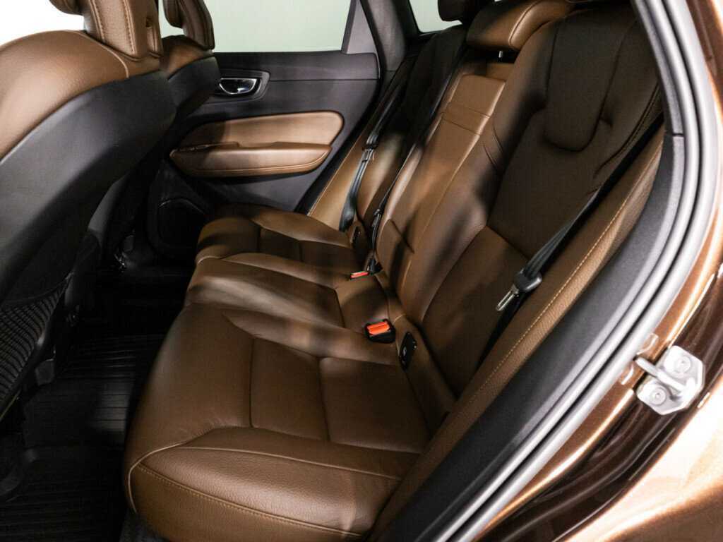 Купить Volvo XC60, 2021, 108 792 км, фото №10