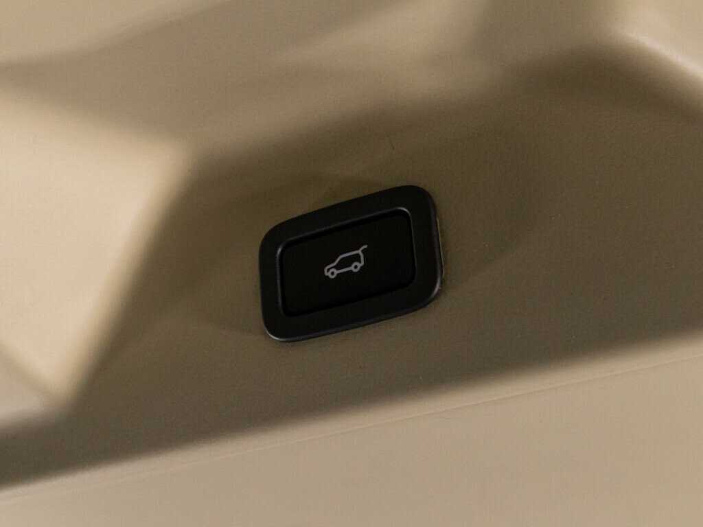 Купить Land Rover Range Rover Long, 2017, 128 599 км, фото №15