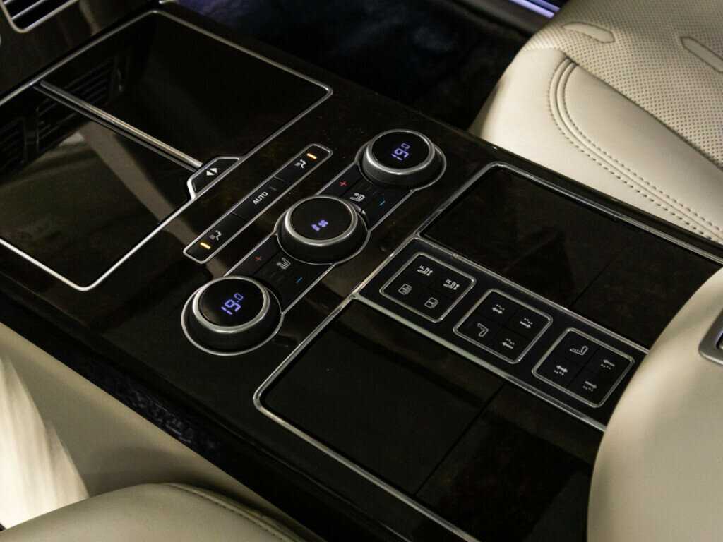 Купить Land Rover Range Rover Long, 2017, 128 599 км, фото №19