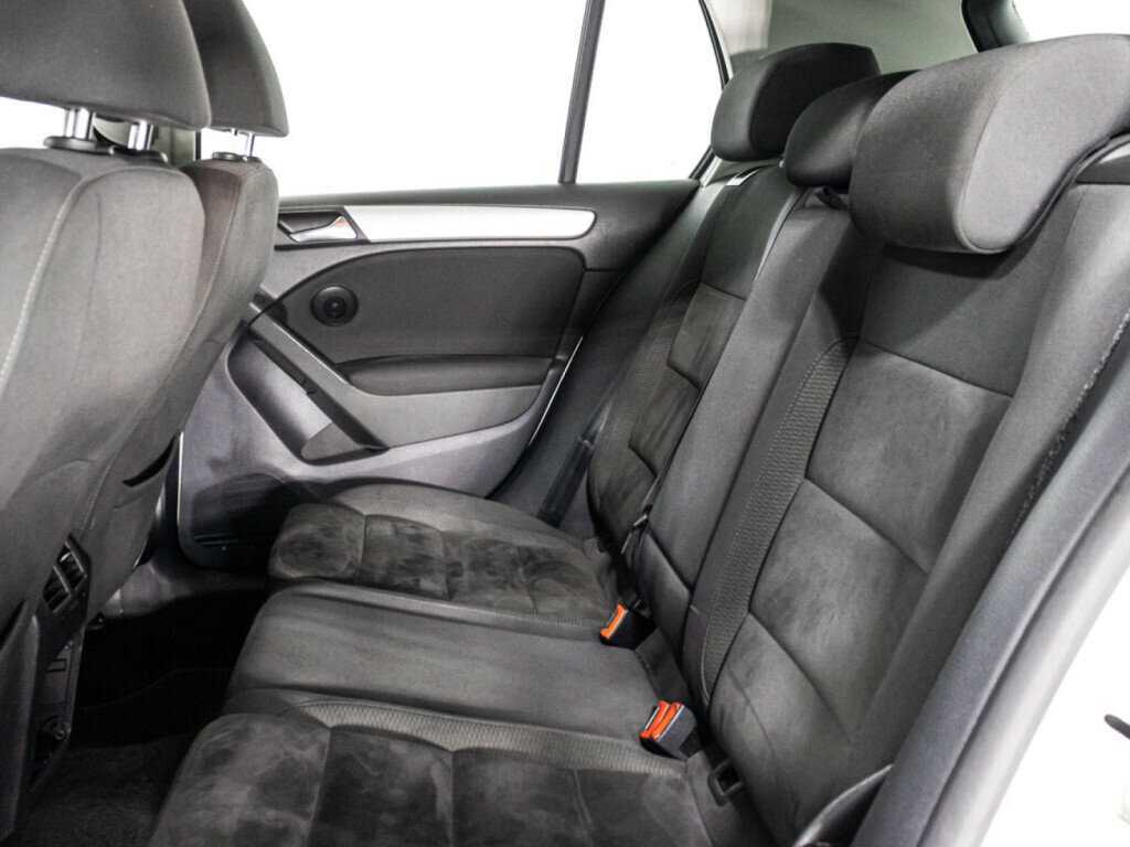 Купить Volkswagen Golf, 2011, 227 917 км, фото №10