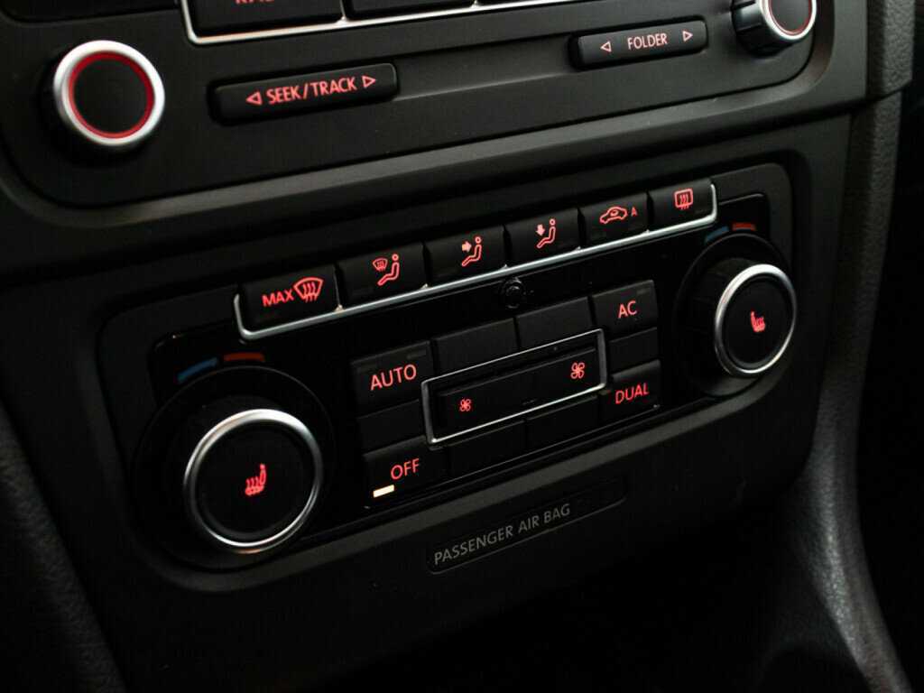 Купить Volkswagen Golf, 2011, 227 917 км, фото №16