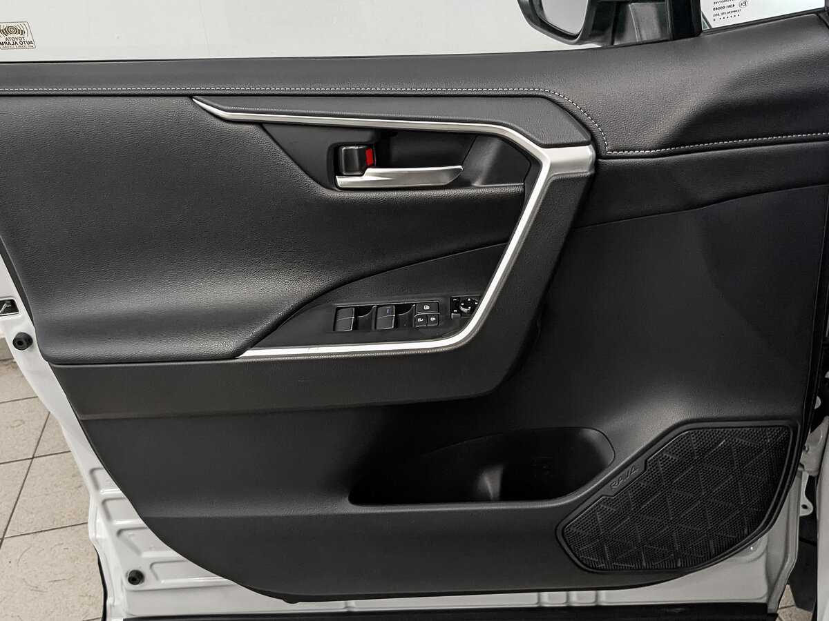 Купить Toyota RAV4, 2020, 60 500 км, фото №19