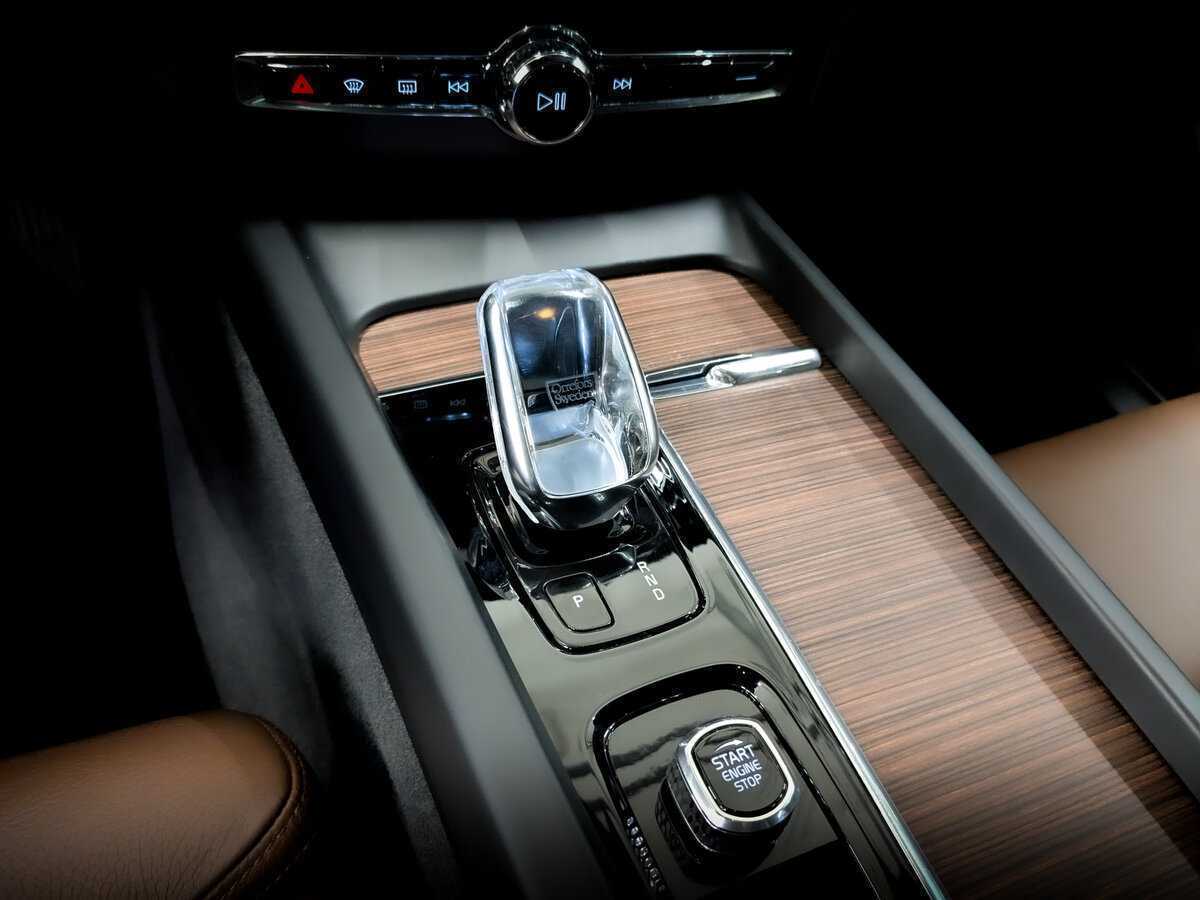 Купить Volvo XC60, 2021, 46 557 км, фото №23