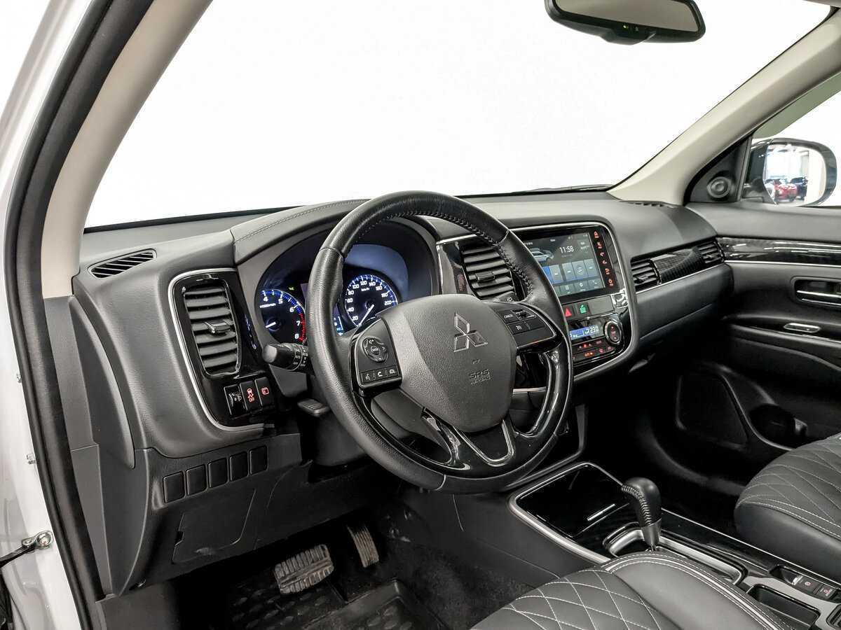 Купить Mitsubishi Outlander, 2022, 8 874 км, фото №16