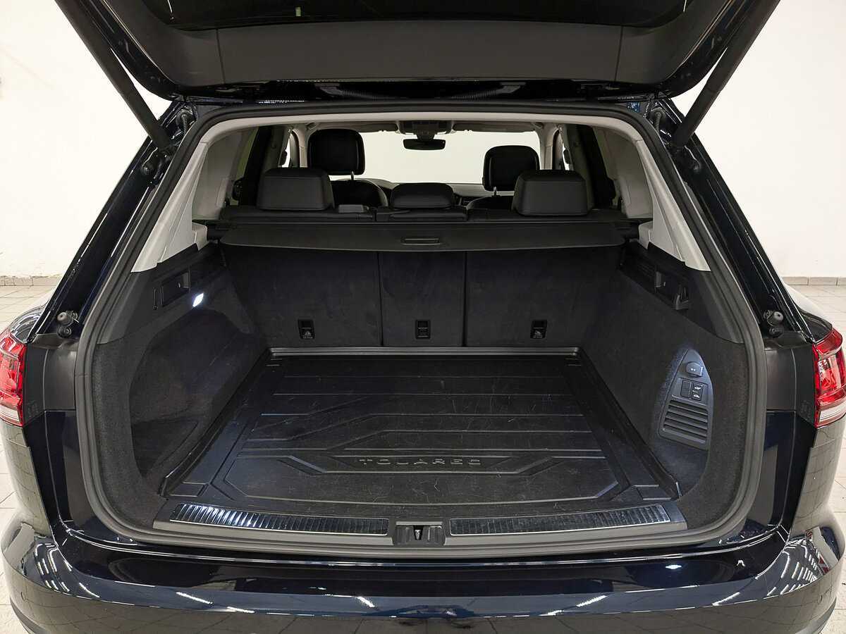 Купить Volkswagen Touareg, 2018, 91 783 км, фото №10