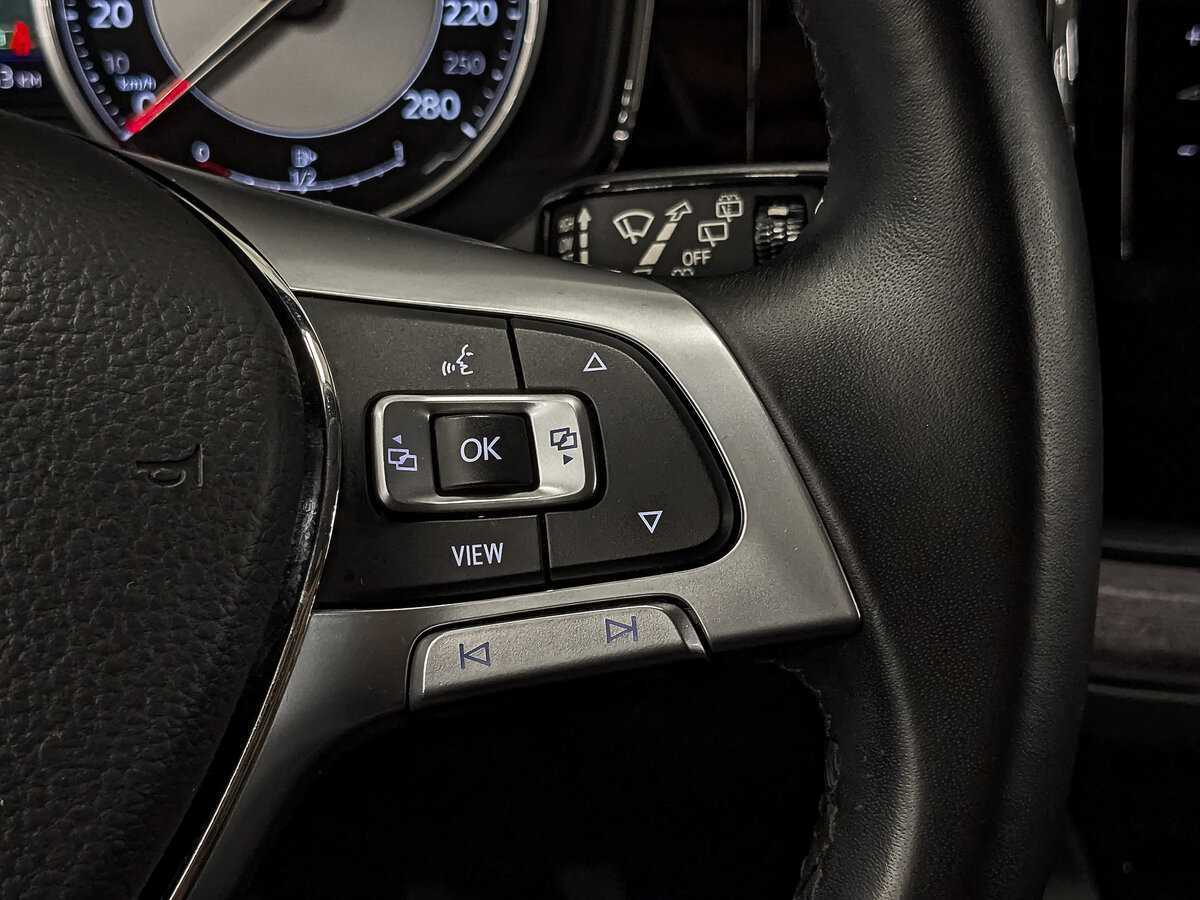 Купить Volkswagen Touareg, 2018, 91 783 км, фото №28