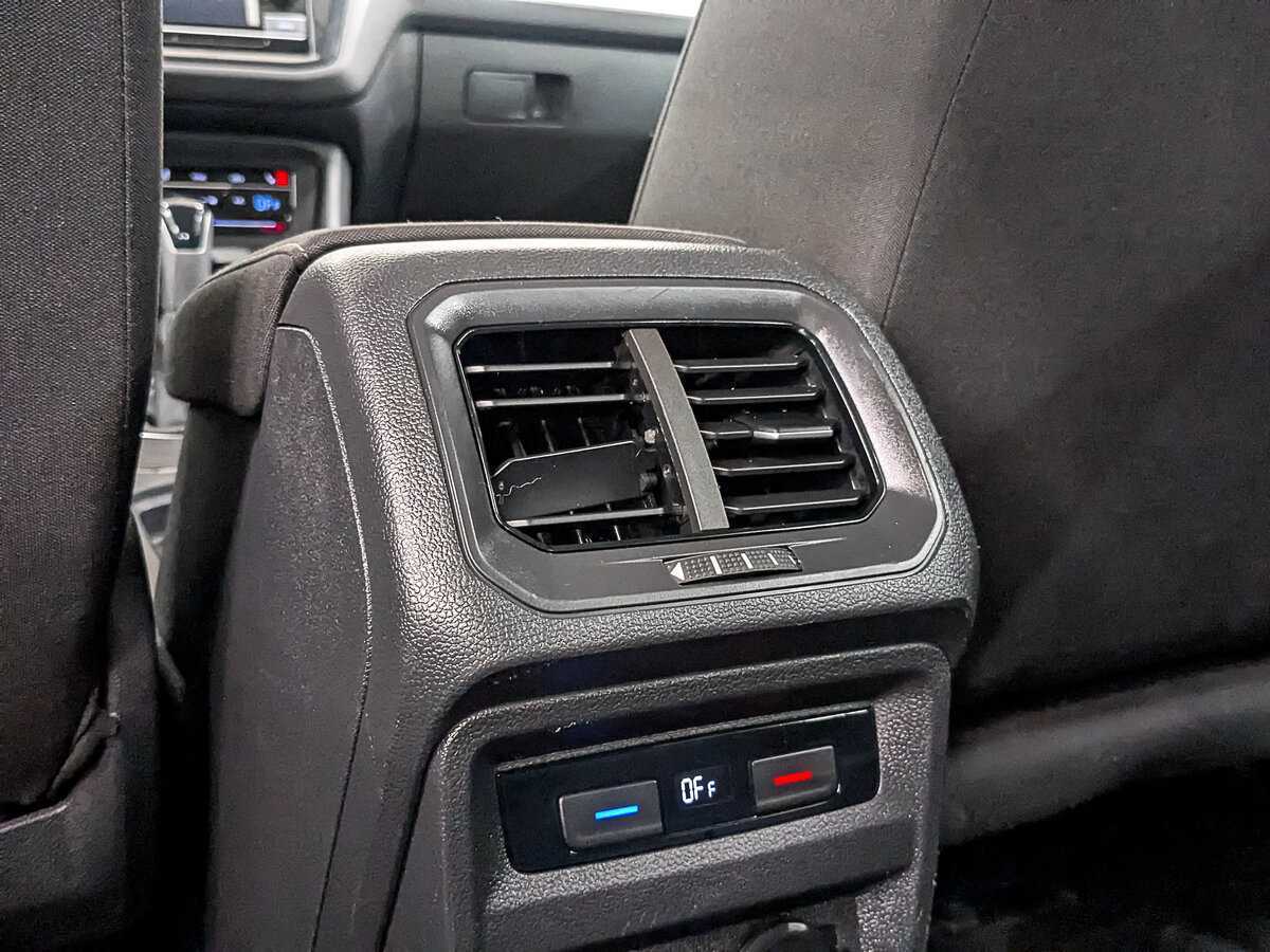 Купить Volkswagen Tiguan, 2021, 163 785 км, фото №24