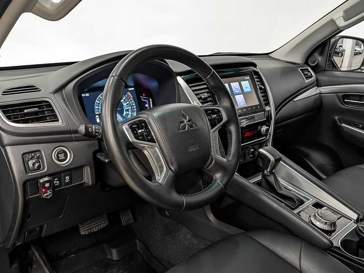Купить Mitsubishi Montero Sport, 2021, 12 156 км, фото №13