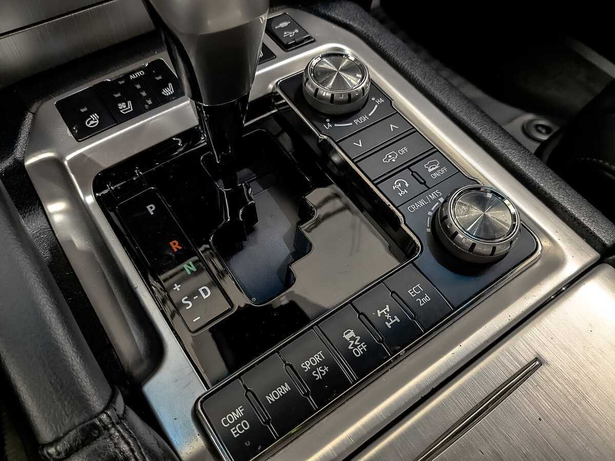 Купить Toyota Land Cruiser, 2017, 125 625 км, фото №18
