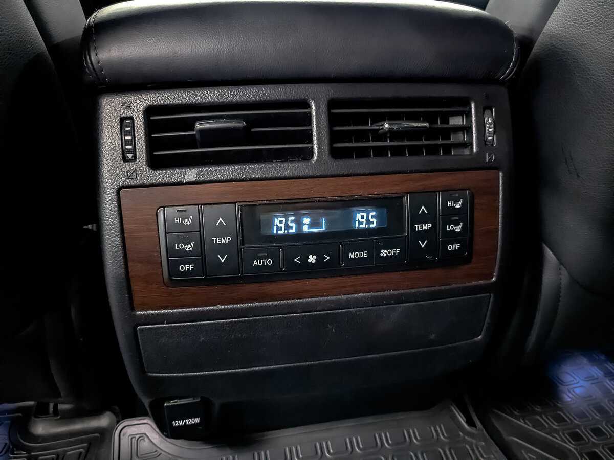 Купить Toyota Land Cruiser, 2017, 125 625 км, фото №25