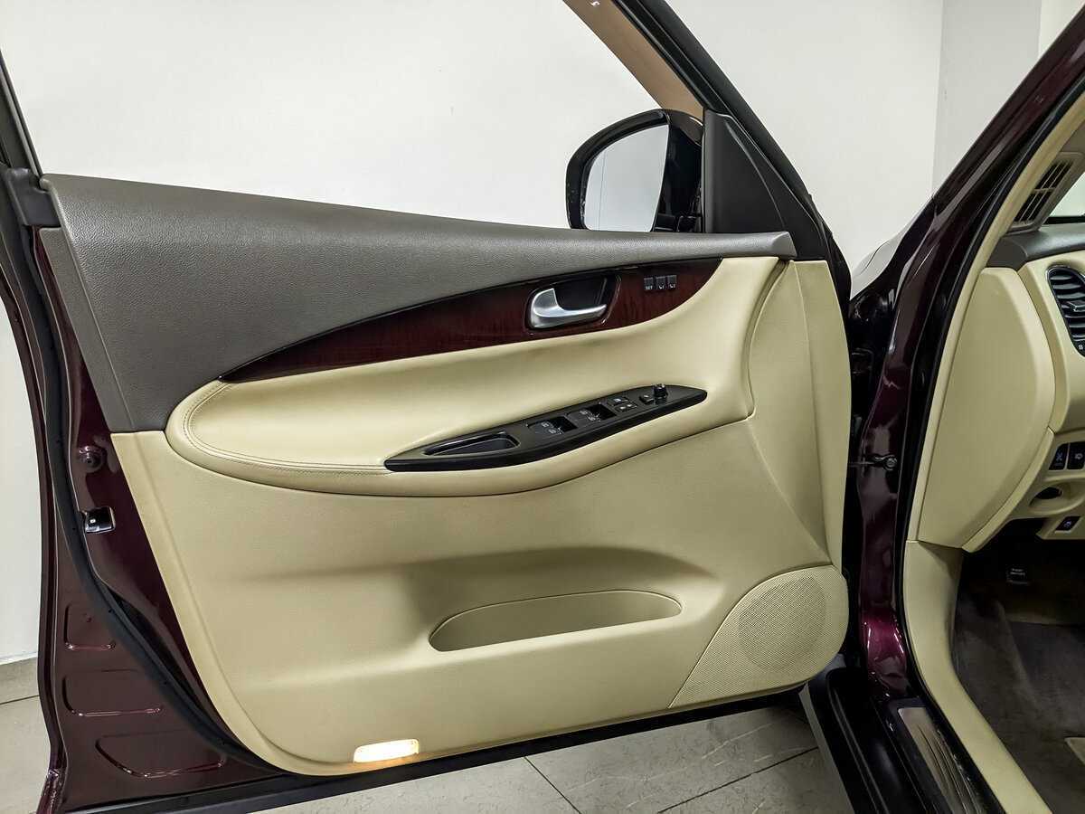 Купить Infiniti QX50, 2015, 132 000 км, фото №20