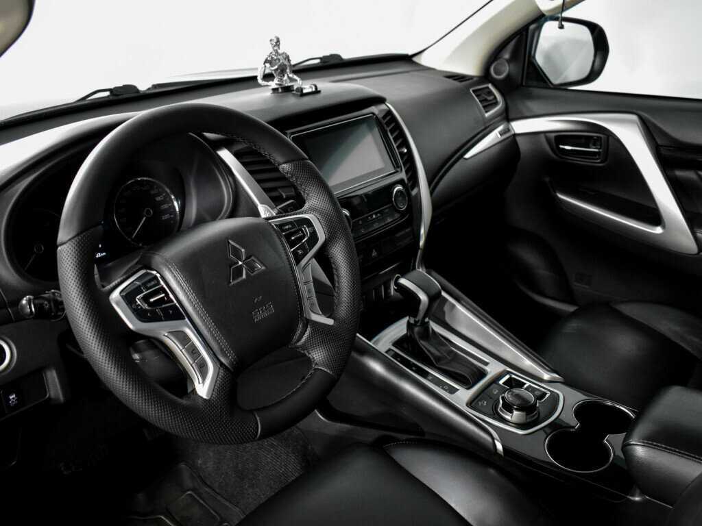 Купить Mitsubishi Pajero Sport, 2019, 127 403 км, фото №8