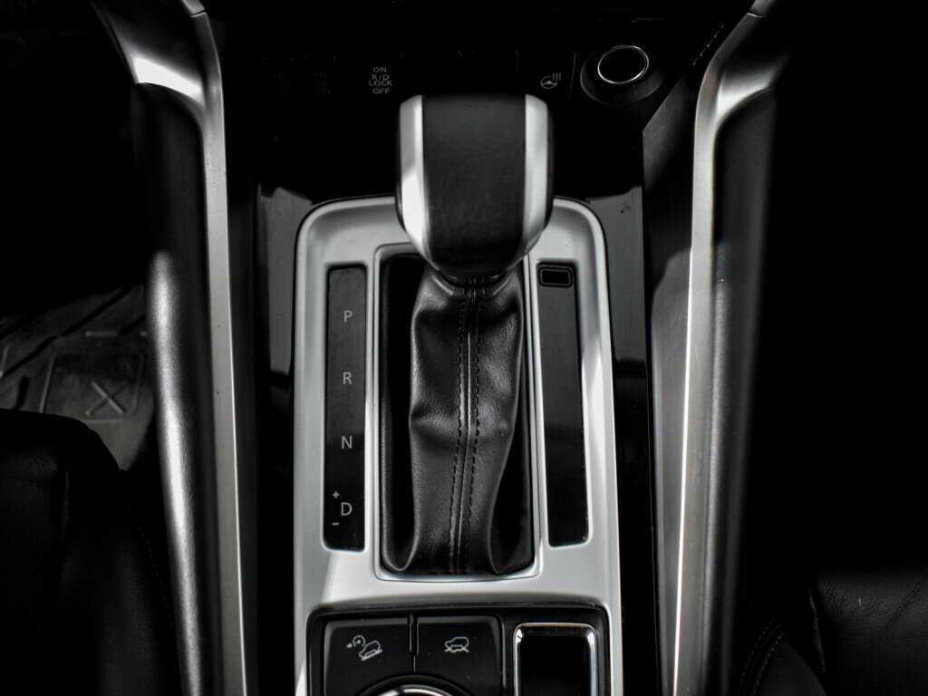 Купить Mitsubishi Pajero Sport, 2019, 127 403 км, фото №9