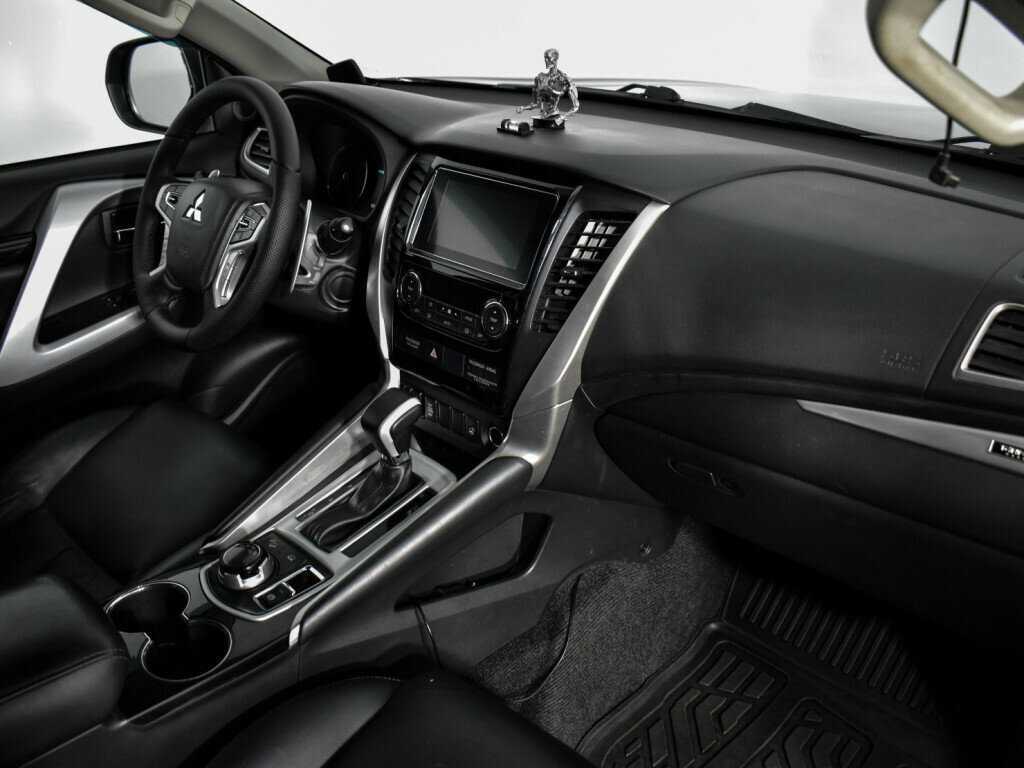 Купить Mitsubishi Pajero Sport, 2019, 127 403 км, фото №11
