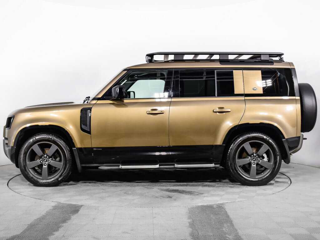 Купить Land Rover Defender 110, 2021, 61 846 км, фото №8