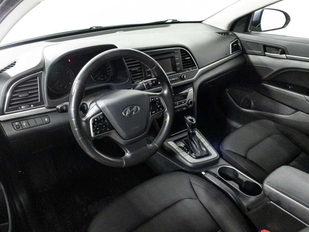 Купить Hyundai Elantra, 2018, 152 554 км, фото №11