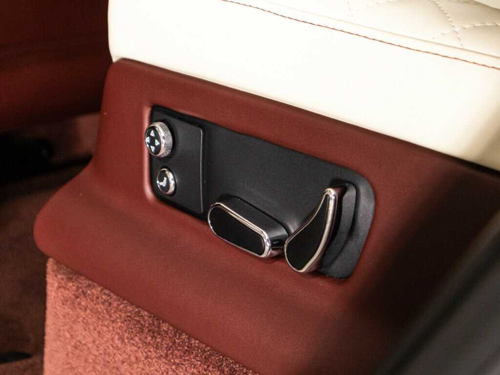 Купить Bentley Bentayga Speed, 2020, 36 839 км, фото №16