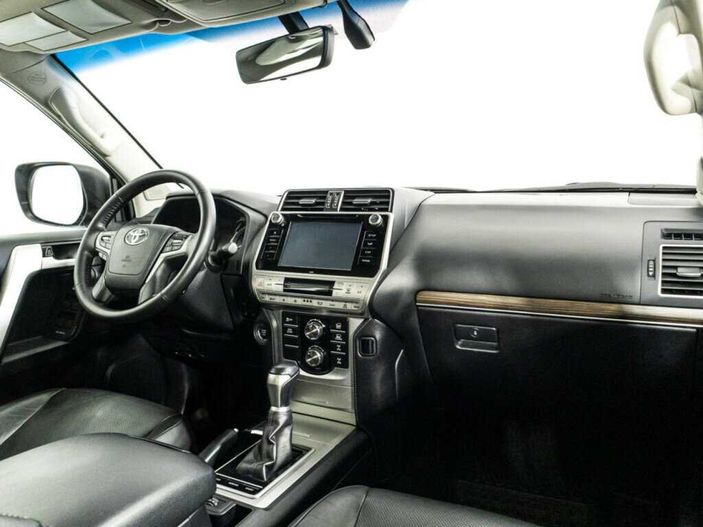 Купить Toyota Land Cruiser Prado, 2018, 134 964 км, фото №9